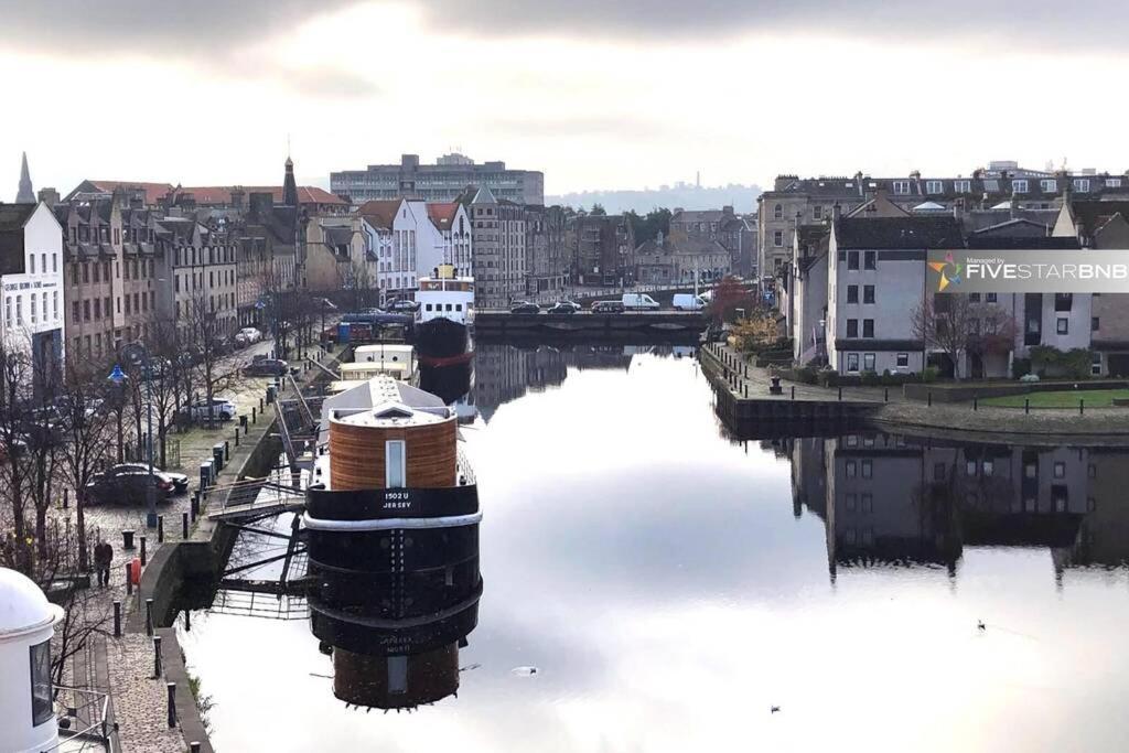 شقة إدنبرة  في Waterfront Living In Leith With Free Parking! المظهر الخارجي الصورة