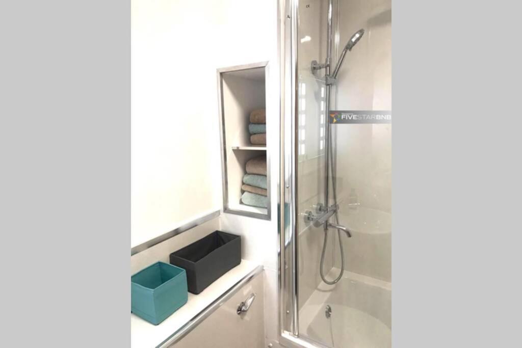 شقة إدنبرة  في Waterfront Living In Leith With Free Parking! المظهر الخارجي الصورة